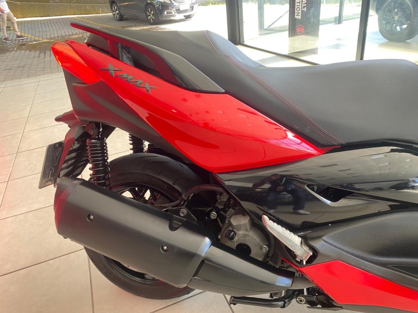 yamaha xmax abs 250cc vermelha 2024 - 16.180km revisada5