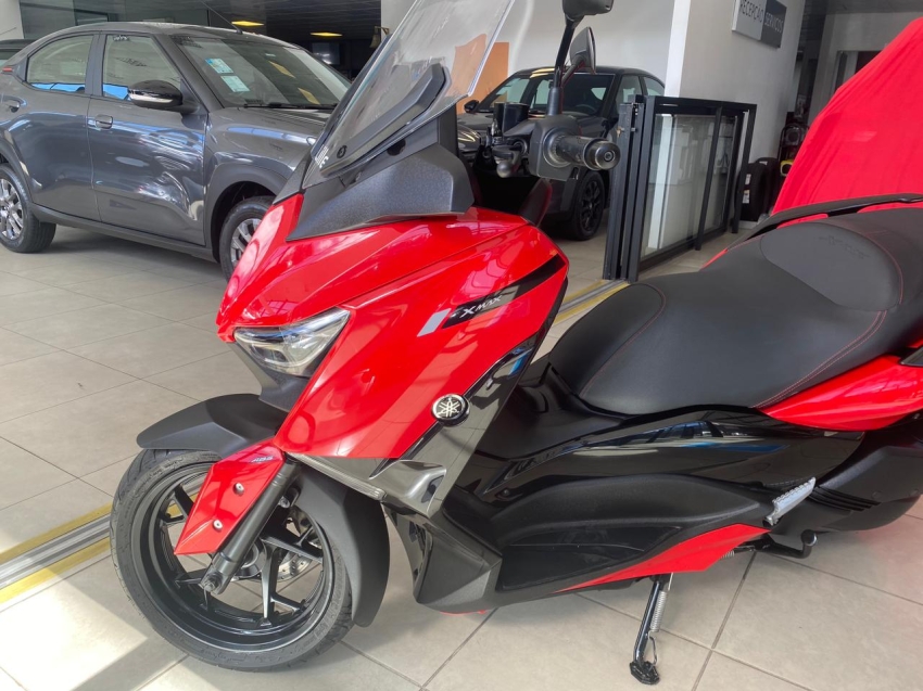 yamaha xmax abs 250cc vermelha 2024 - 16.180km revisada