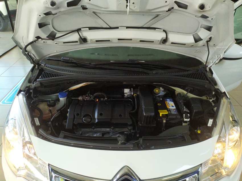 citroen c3 exclusive 1.6 business automatico - baixissima km13