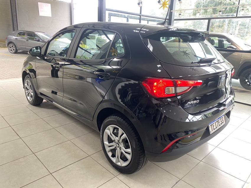 argo drive 1.0 - 2026 13.000km manual e chave reserva estado de 0km5