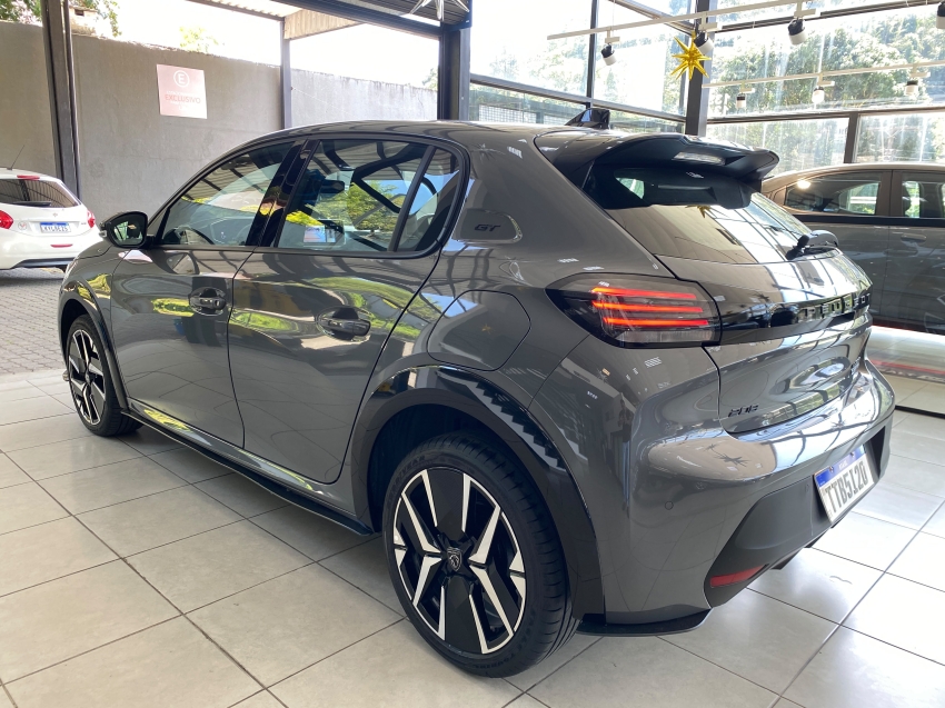 peugeto 208 gt hibrido - 2394km automatico garantia de fabrica5