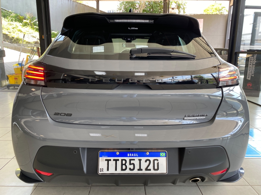 peugeto 208 gt hibrido - 2394km automatico garantia de fabrica4