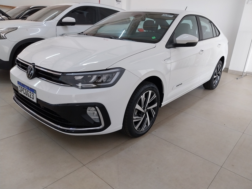 Carro impecável,  garantia de fábrica.2