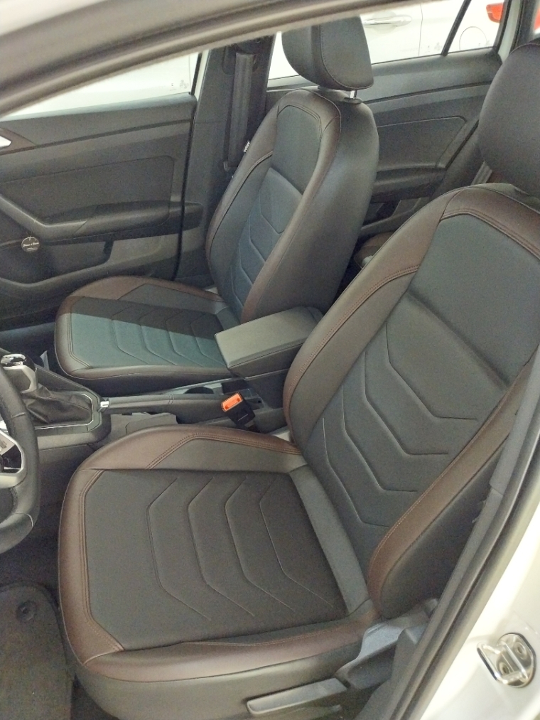 Carro impecável,  garantia de fábrica.5
