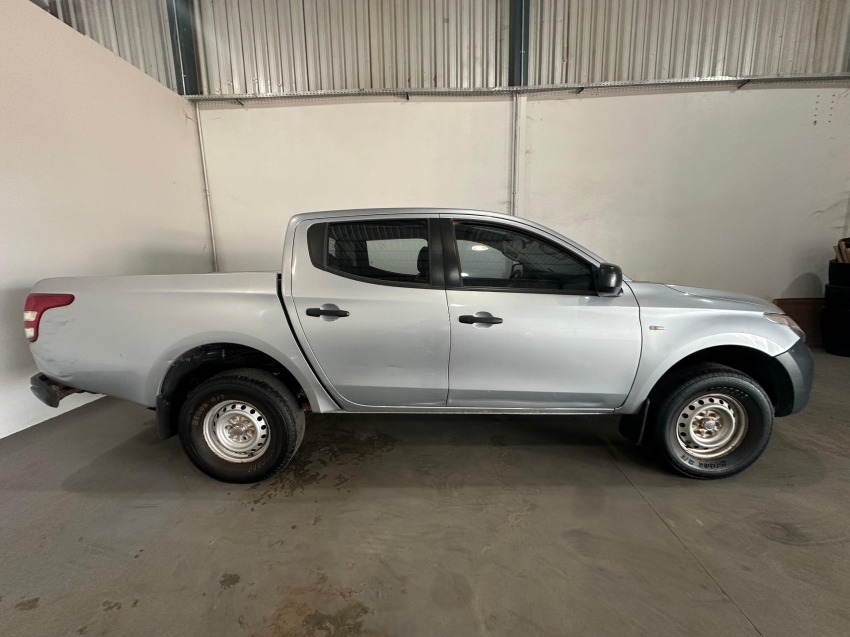 mitsubishi l200 triton 2.4 16v turbo diesel sport gl cd 4p 4x4 manual 2021