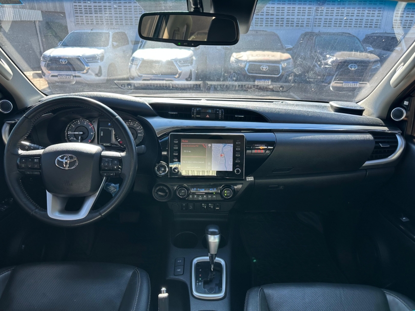 toyota hilux 2.8 d-4d turbo diesel cd srx 4x4 automatico 4p 20225