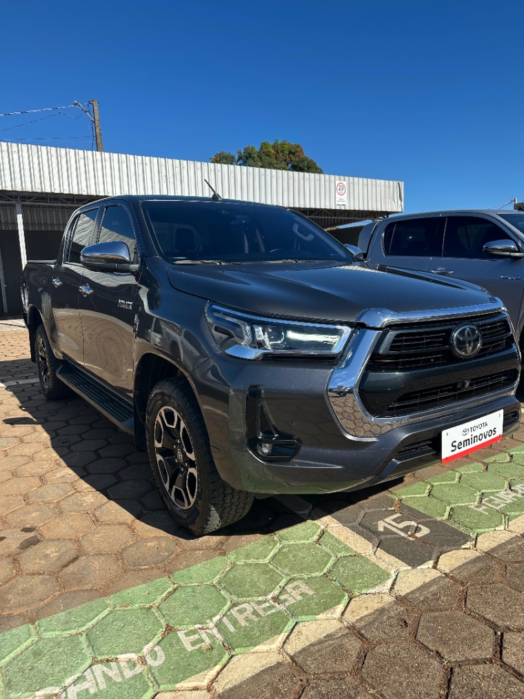 toyota hilux 2.8 d-4d turbo diesel cd srx 4x4 automatico 4p 20222