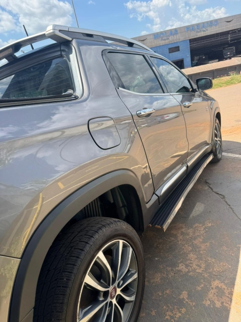 fiat toro 2.0 16v turbo diesel volcano 4wd at9 4p automatico 20197