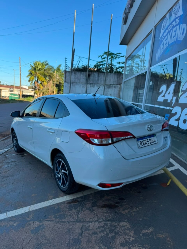 toyota yaris 1.5 16v flex sedan xls connect multidrive 4p automatico 20233
