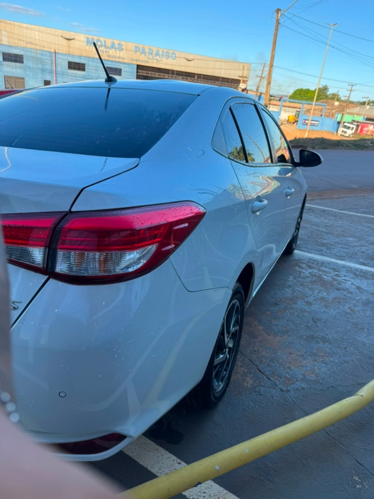 toyota yaris 1.5 16v flex sedan xls connect multidrive 4p automatico 20234