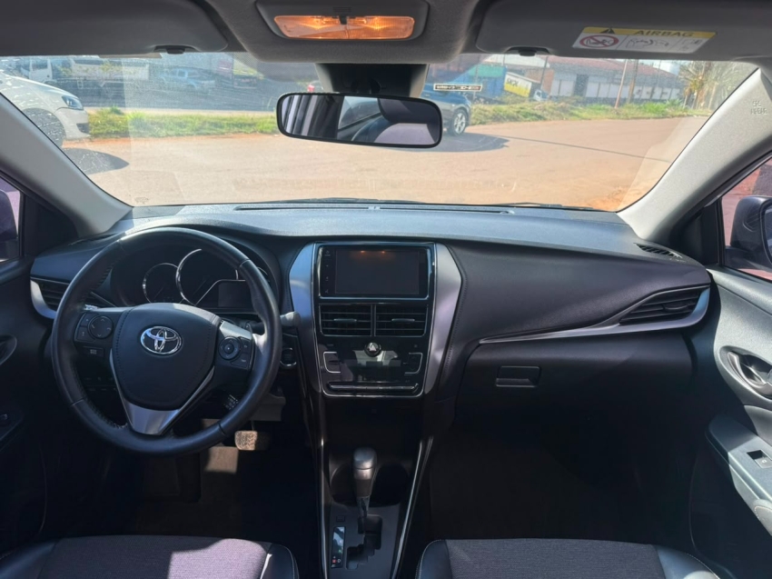 toyota yaris 1.5 16v flex sedan xs multidrive 4p automatico 20246