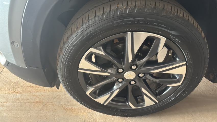 chevrolet tracker 1.2 turbo flex premier automatico 1.0 4p 202610