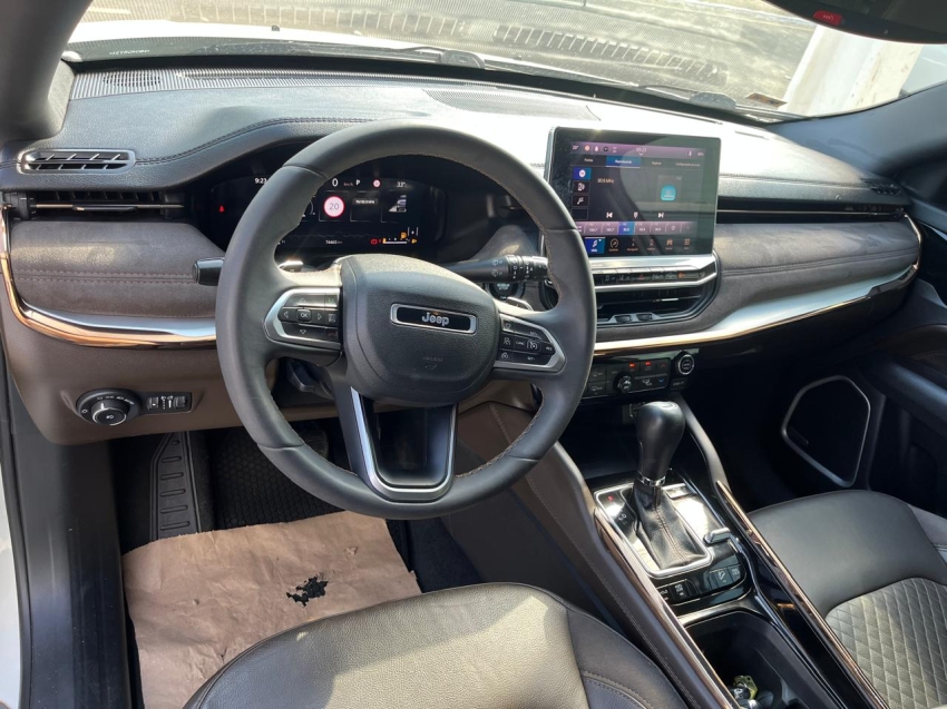 jeep commander 2.0 td380 turbo diesel overland at9 4p automatico 202210