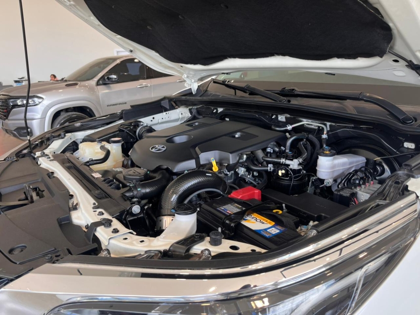 toyota hilux sw4 2.8 d-4d turbo diesel srx 4x4 automatico 4p 202114