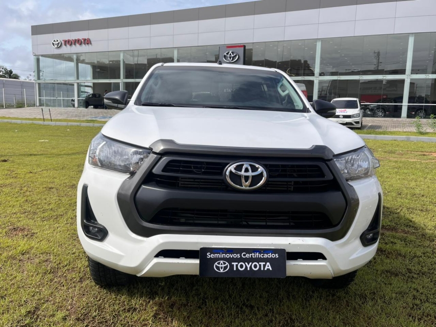 toyota hilux 2.8 d-4d turbo diesel cd sr 4x4 automatico 4p 202310