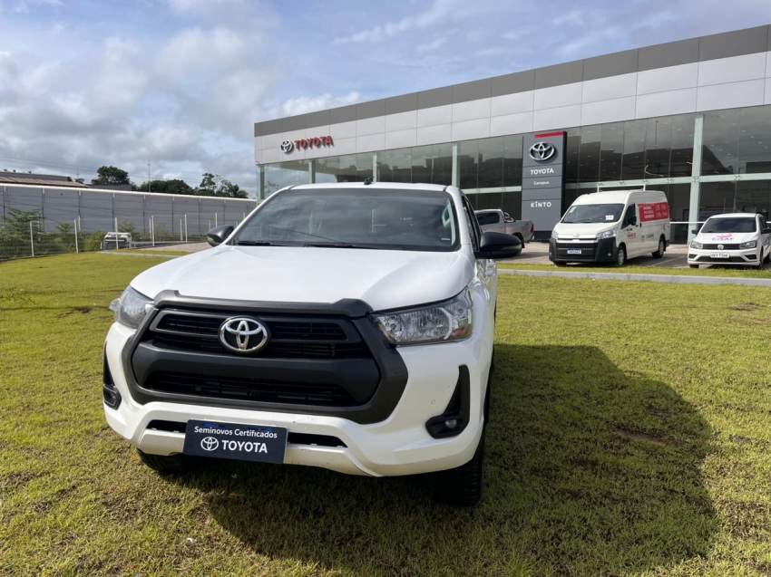 toyota hilux 2.8 d-4d turbo diesel cd sr 4x4 automatico 4p 2023