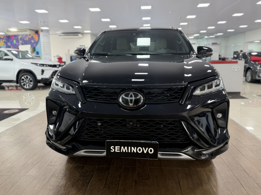 toyota sw4 diamond 7 lugares3