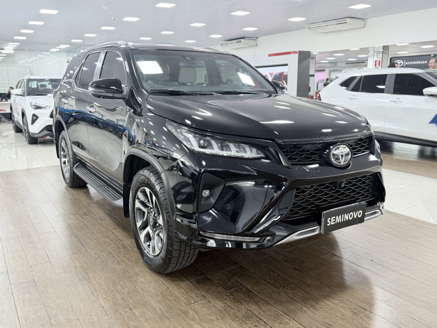 toyota sw4 diamond 7 lugares1