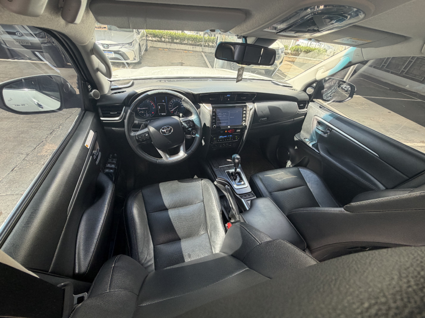 toyota sw4 srx 7 lugares diesel 4x412