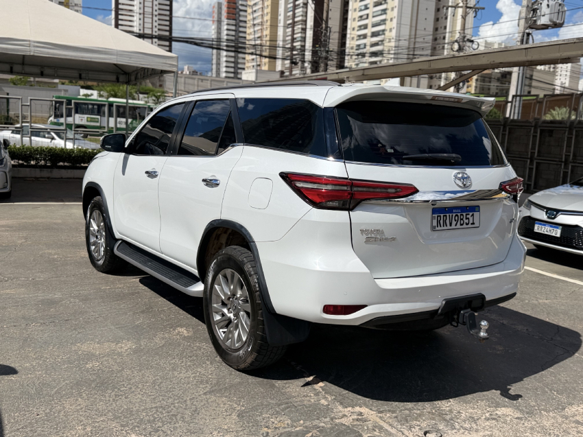 toyota sw4 srx 7 lugares diesel 4x43