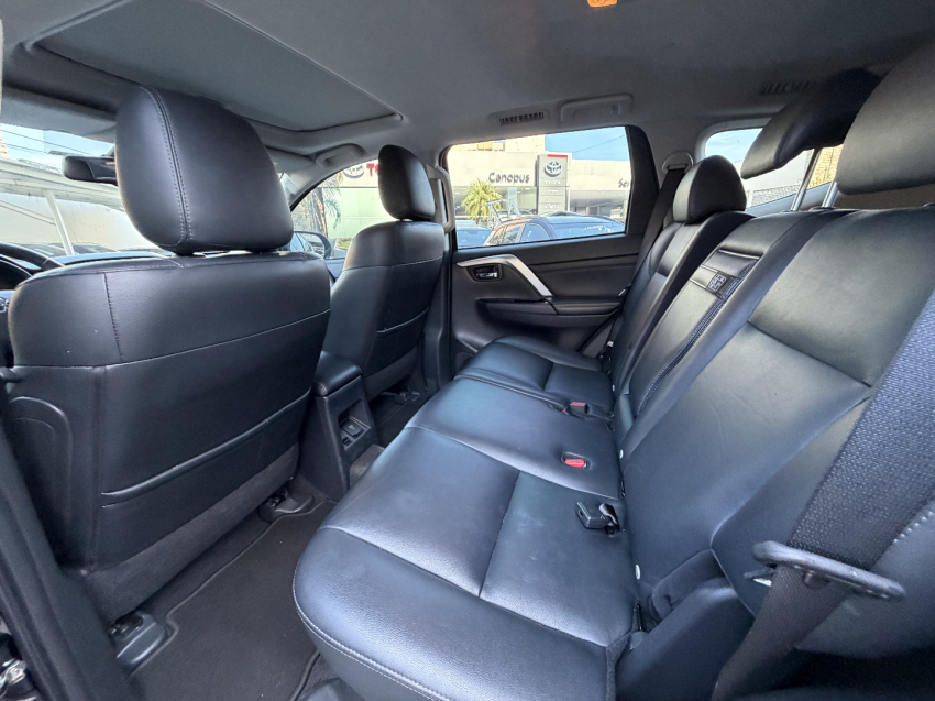 pajeiro sport hpes 4x4 diesel9