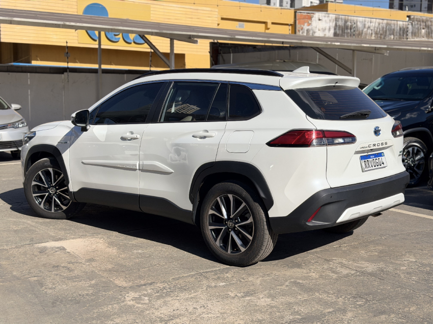 toyota corolla cross xrx hibrido com teto solar4