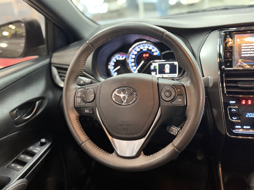 toyota yaris xs 1.5 aut - flex11