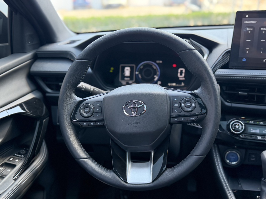 toyota yaris cross 1.5 vvt-i hybrid flex xrx cvt hibrido 4p automatico 202612