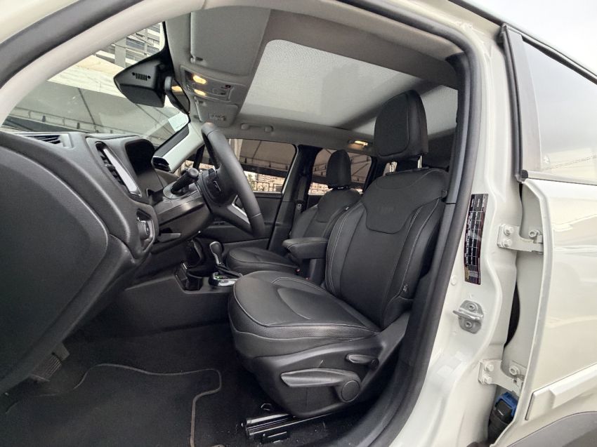 jeep renegade 1.3 t270 turbo flex sahara at6 1.8 4p automatico 20257