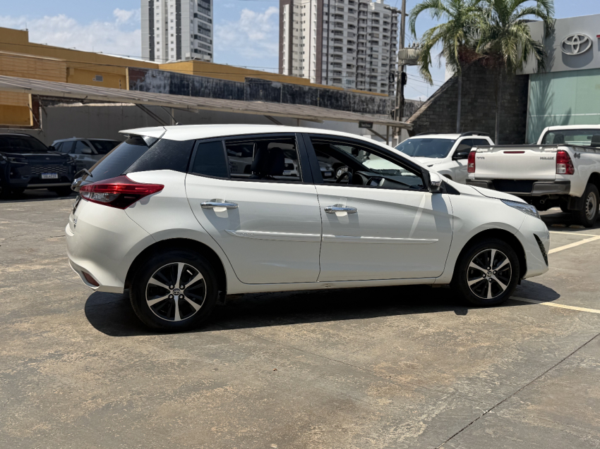 toyota yaris 1.5 16v flex xls multidrive 4p automatico 20192
