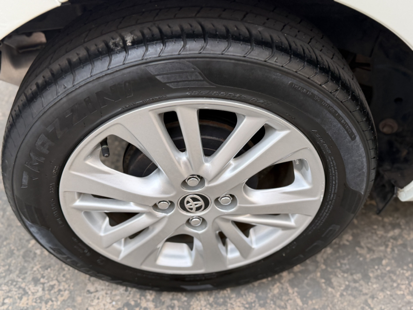 toyota yaris 1.3 16v flex xl plus tech multidrive 4p automatico 20193
