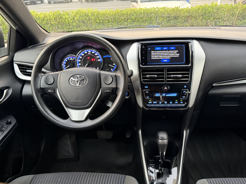 toyota yaris 1.3 16v flex xl plus tech multidrive 4p automatico 20199