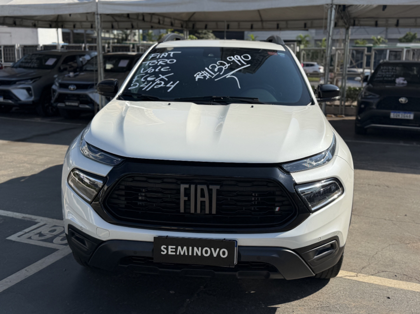 fiat toro 1.3 turbo 270 flex volcano at6 4p automatico 2024