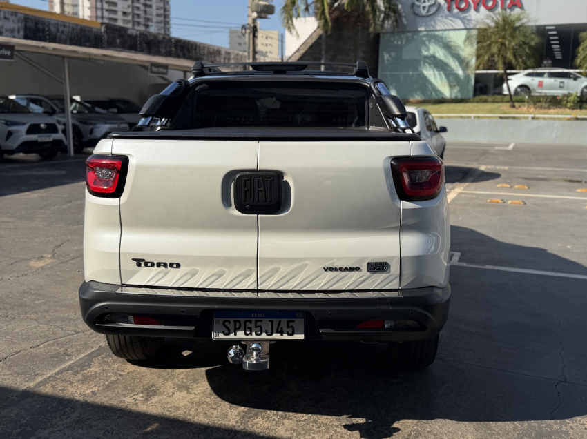 fiat toro 1.3 turbo 270 flex volcano at6 4p automatico 20241