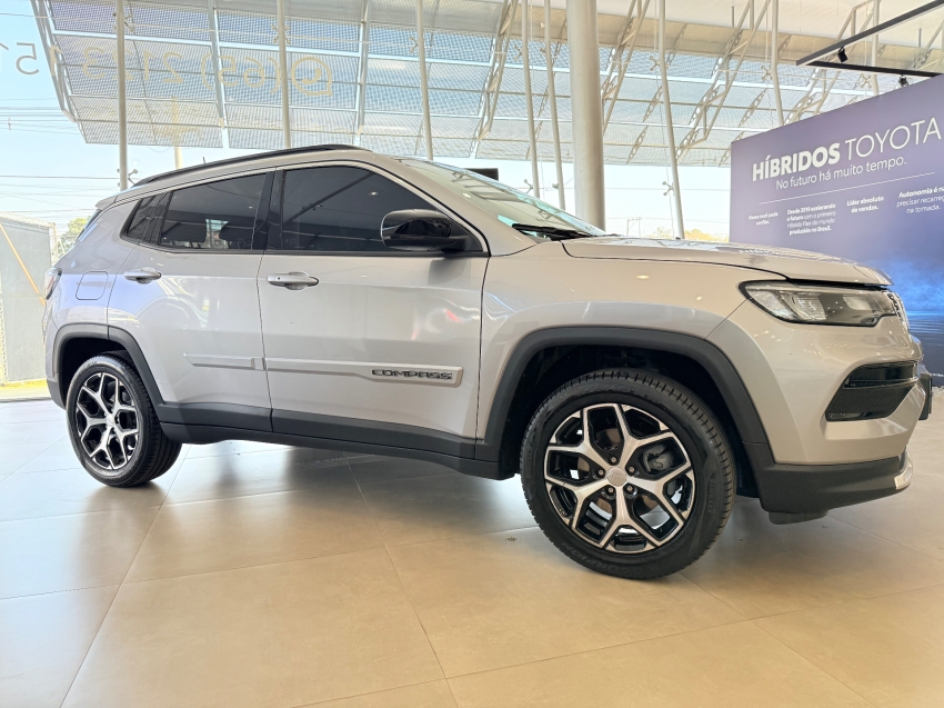 jeep compass 1.3 t270 turbo flex longitude at6 4p automatico 20255