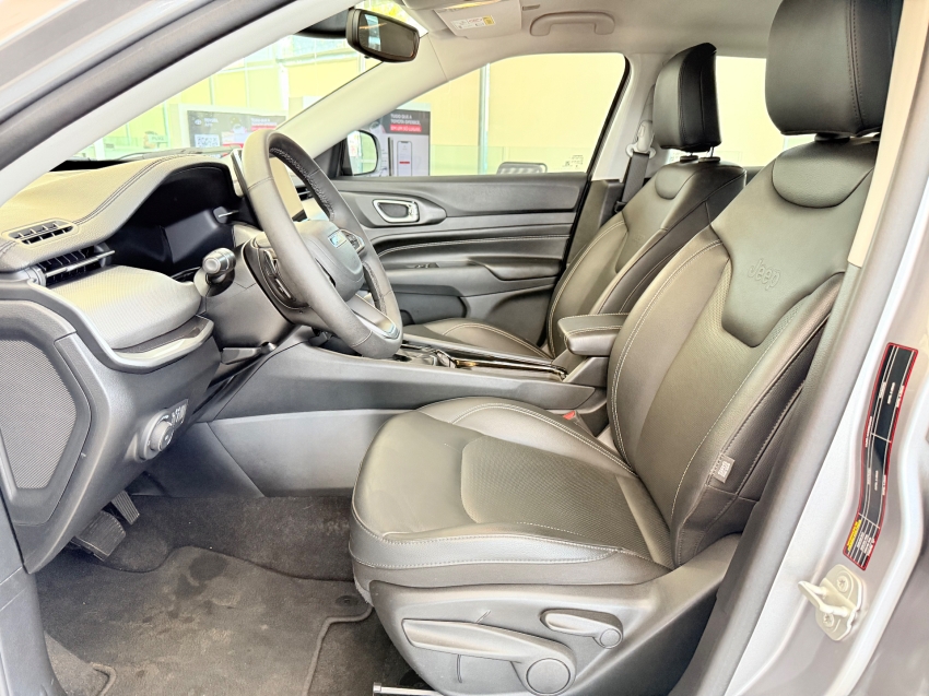 jeep compass 1.3 t270 turbo flex longitude at6 4p automatico 202514