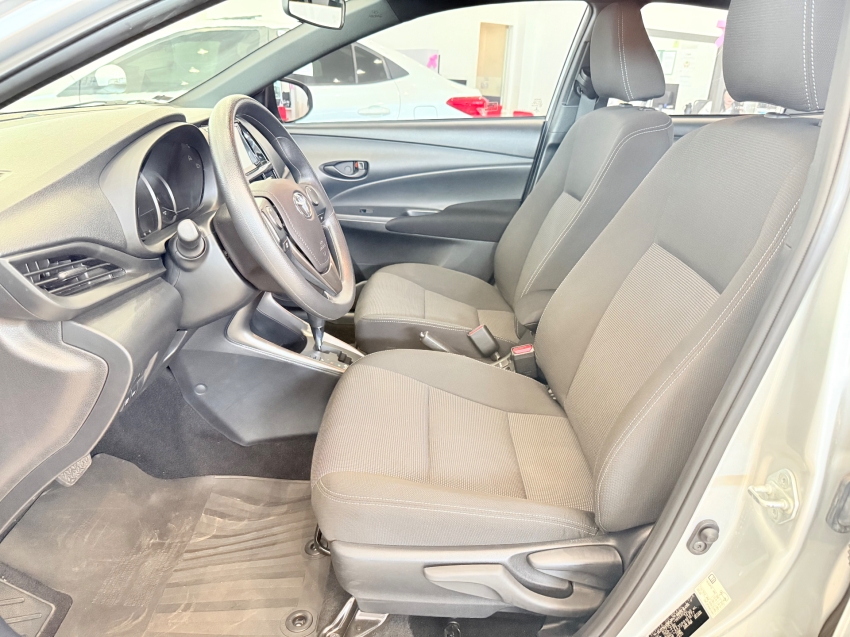 toyota yaris 1.5 16v flex xl multidrive 4p automatico 202315