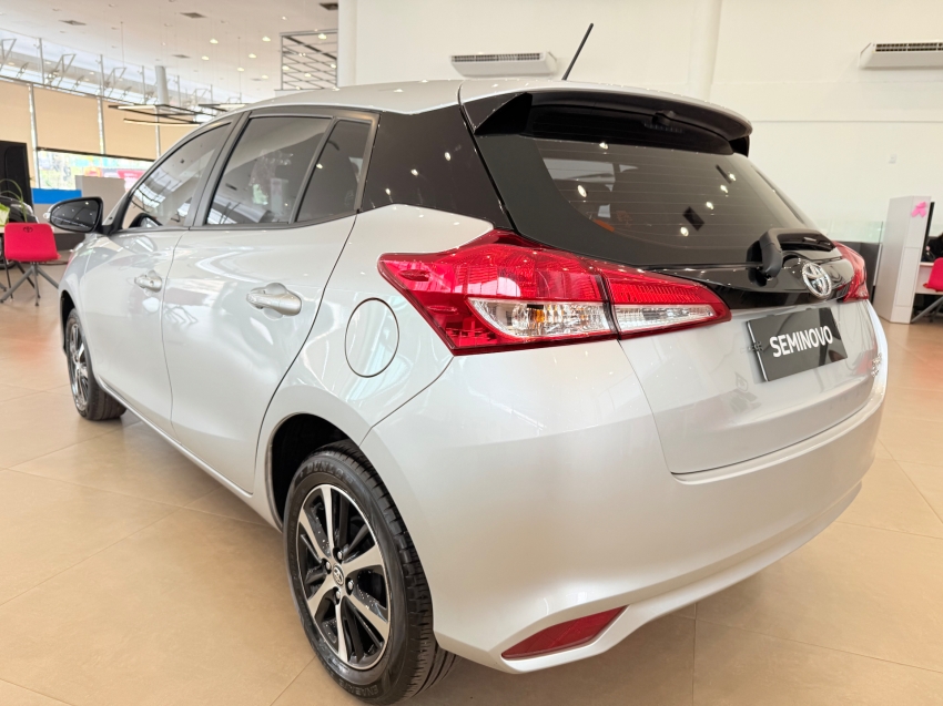 toyota yaris 1.5 16v flex xl multidrive 4p automatico 20238