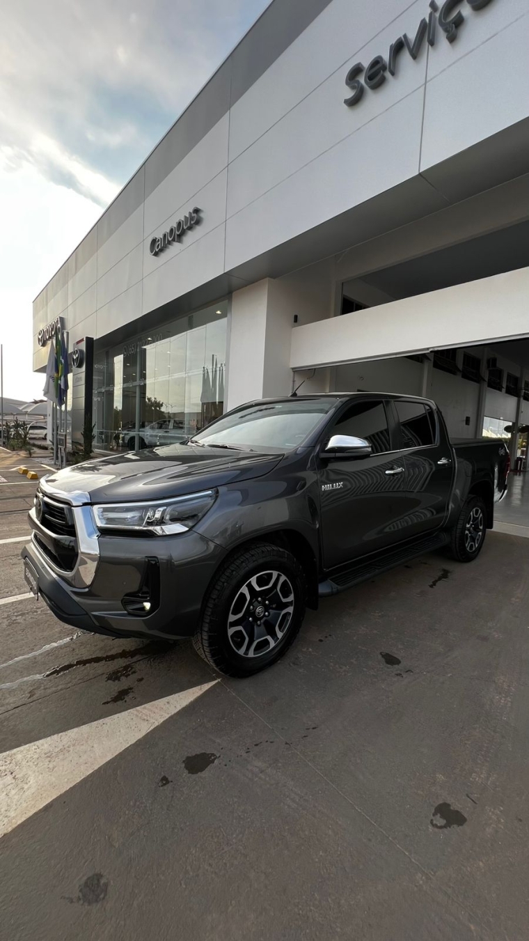 toyota hilux 2.8 d-4d turbo diesel cd srx 4x4 automatico 5p 20232