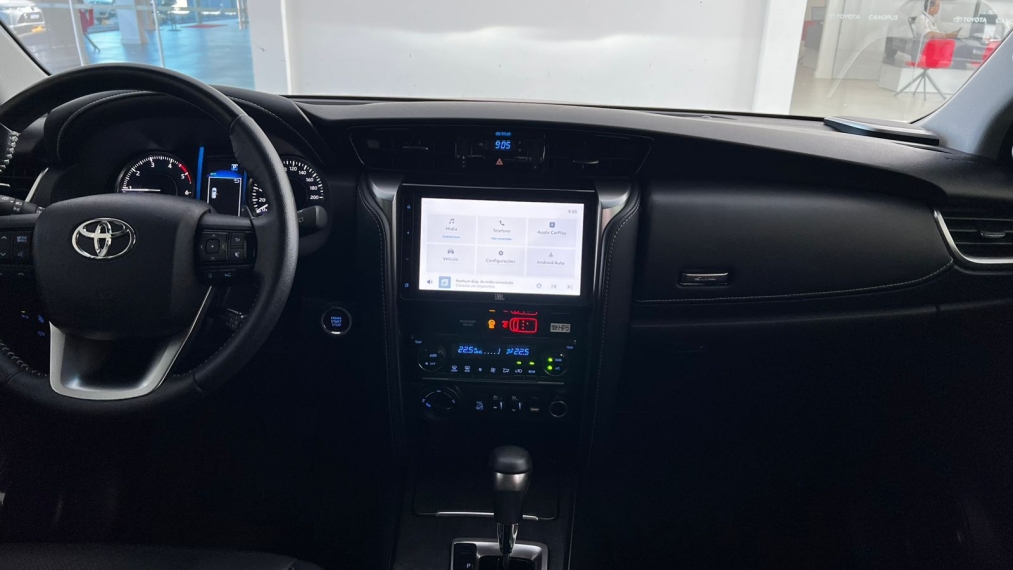 toyota hilux sw4 2.8 d-4d turbo diesel srx 7l 4x4 automatico 5p 20246
