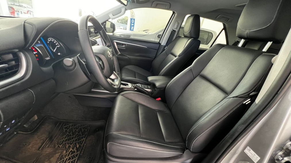 toyota hilux sw4 2.8 d-4d turbo diesel srx 7l 4x4 automatico 5p 20248