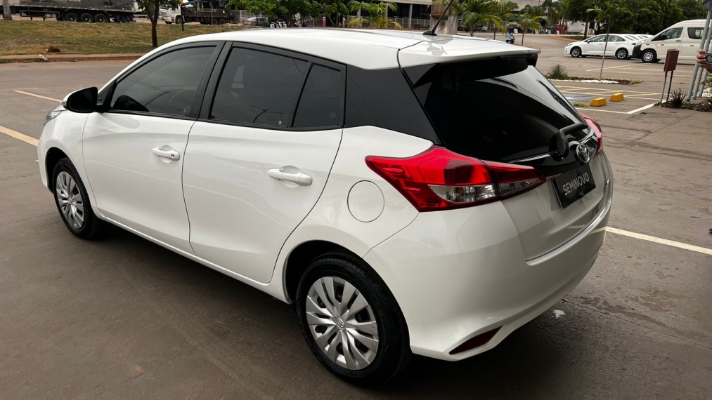 toyota yaris 1.5 16v flex xl multidrive 5p automatico 202411