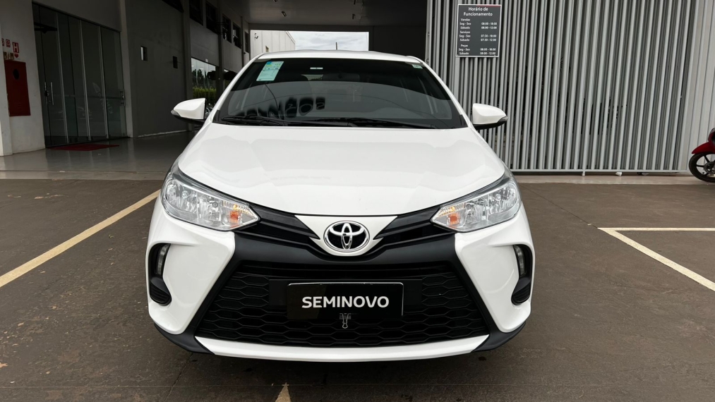 toyota yaris 1.5 16v flex xl multidrive 5p automatico 20241