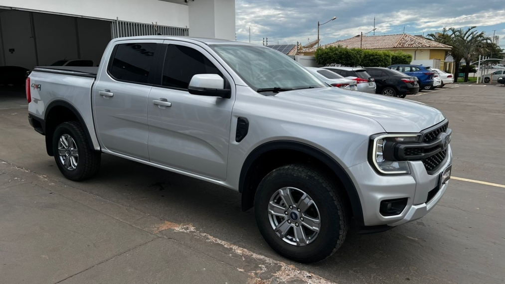 ford ranger 2.0 turbo diesel cd xls 4x4 automatico 5p 2024