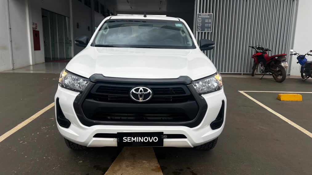 toyota hilux 2.8 d-4d turbo diesel cd power pack 4x4 automatica 5p automatico 20241