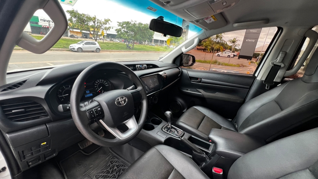 toyota hilux 2.8 d-4d turbo diesel cd power pack 4x4 automatica 5p automatico 20248