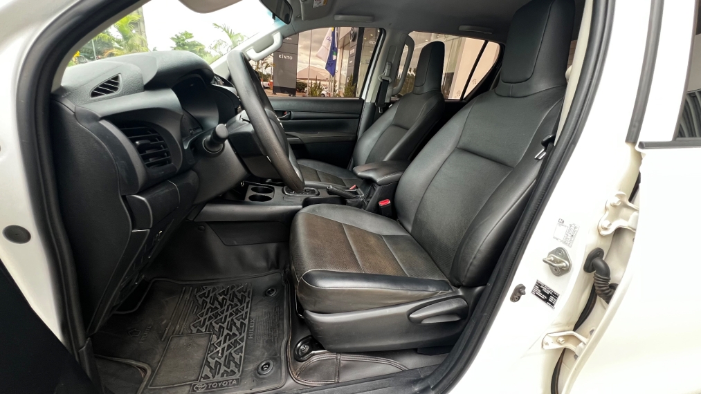 toyota hilux 2.8 d-4d turbo diesel cd power pack 4x4 automatica 5p automatico 20249