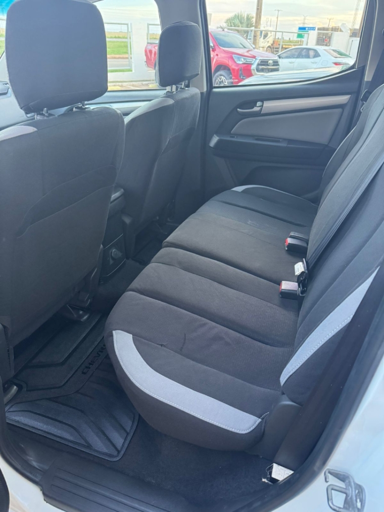 chevrolet s10 2.8 lt 4x4 cd 16v turbo diesel 4p automatico 201711