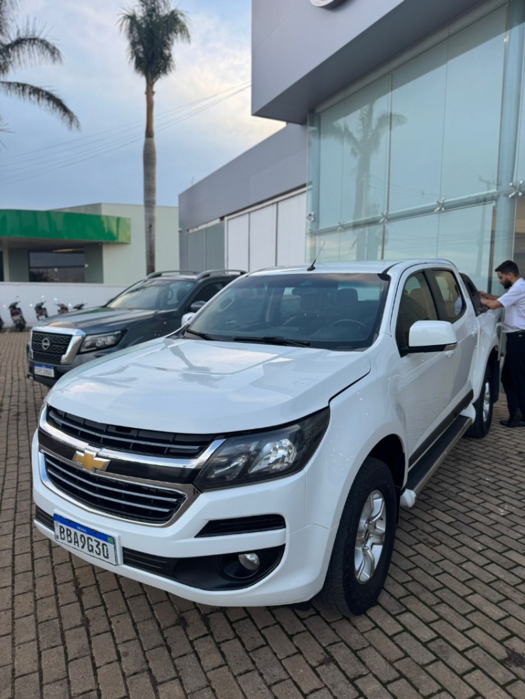 chevrolet s10 2.8 lt 4x4 cd 16v turbo diesel 4p automatico 2017