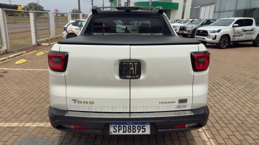 fiat toro 1.3 turbo 270 flex freedom at6 4p automatico 20247